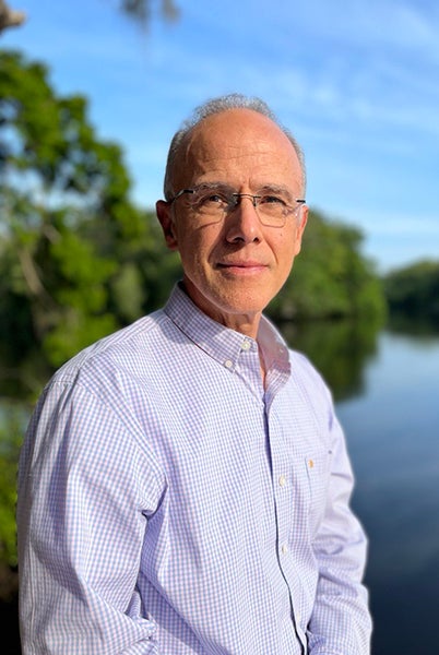 Headshot of Jorge Vidal